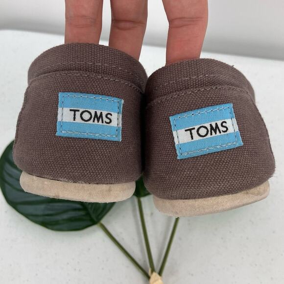 Toms Dark Gray Classic Canvas Alpargata Slip On Lightweight Loafer Flats Shoes - Picture 10 of 12